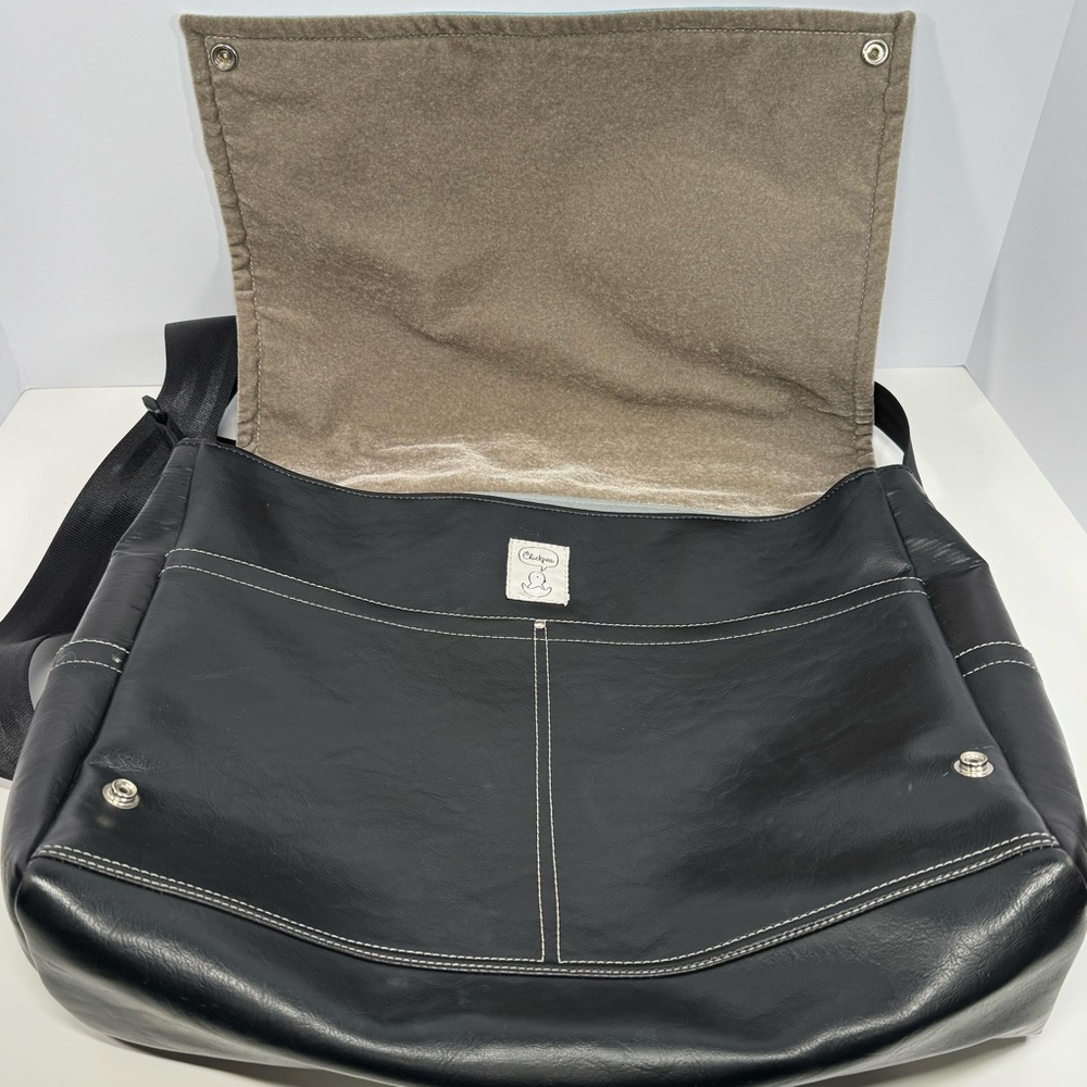 Queen Bee Creations- Chick Pea Blue and Black Shoulder Bag with Red Flower - Picture 8 of 16